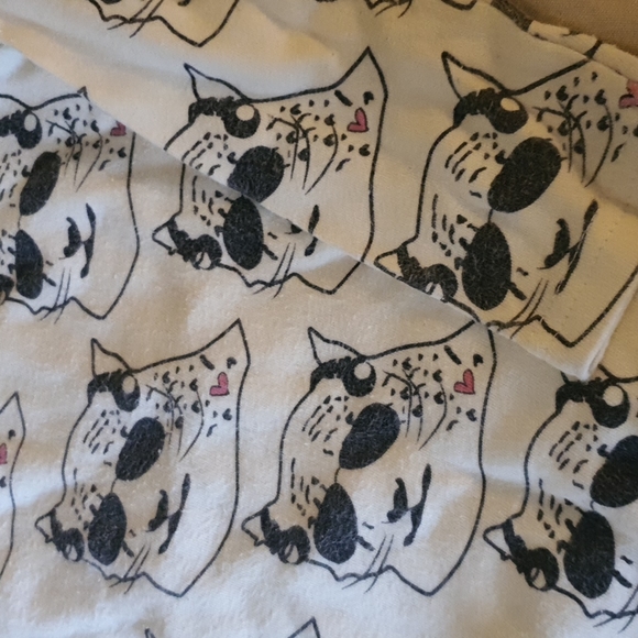 Gardner and the Gang onsie! Super cool 😎 - Picture 2 of 3